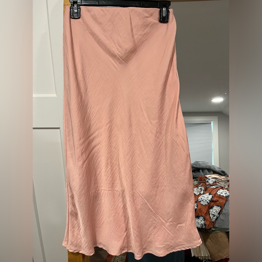 A New Day / pink silky skirt / XS